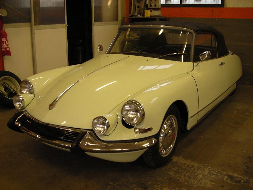 restauro citroen ds 21