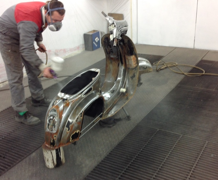 restauro vespa 125 primavera